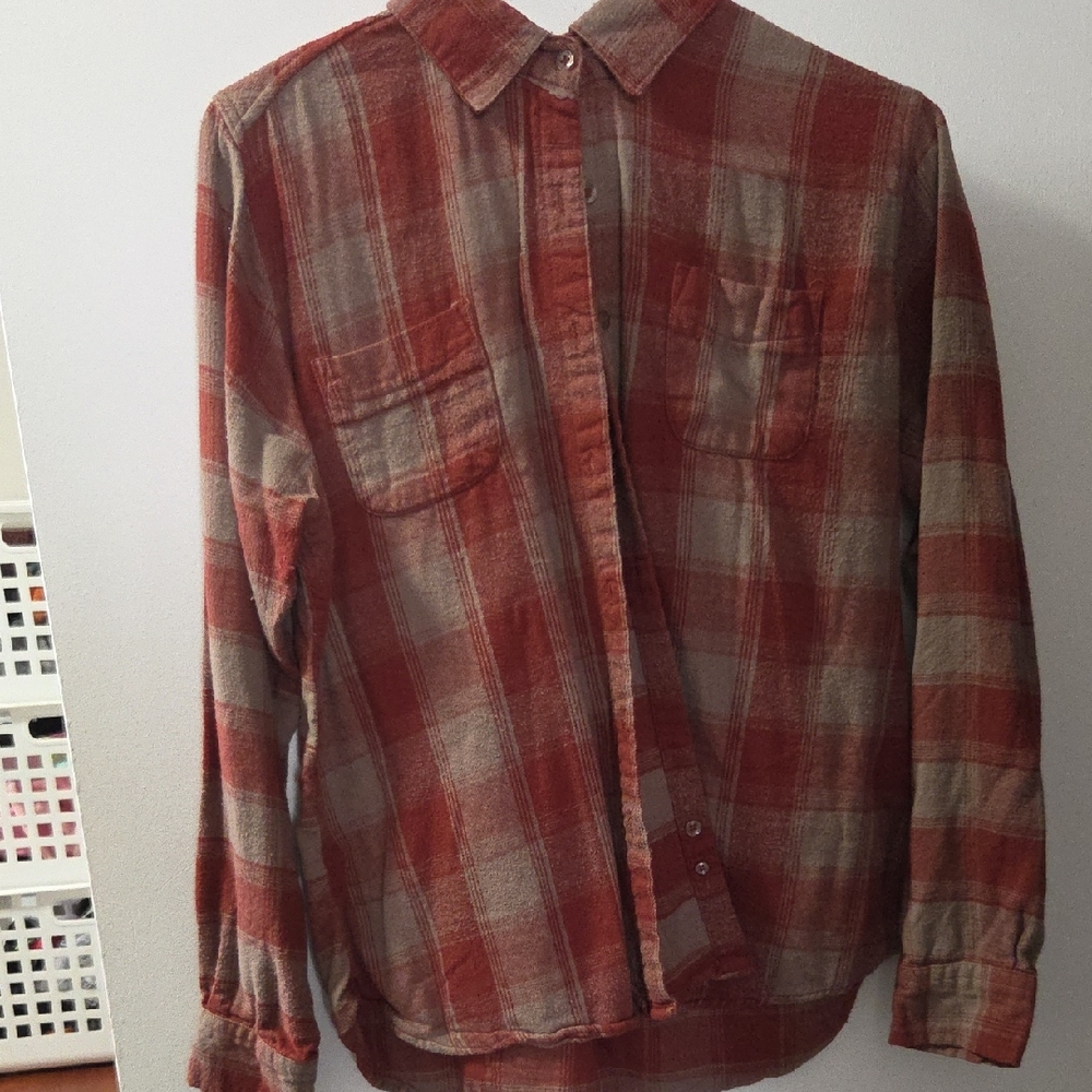 Casual Red and Gray Plaid Button-Down Shirt